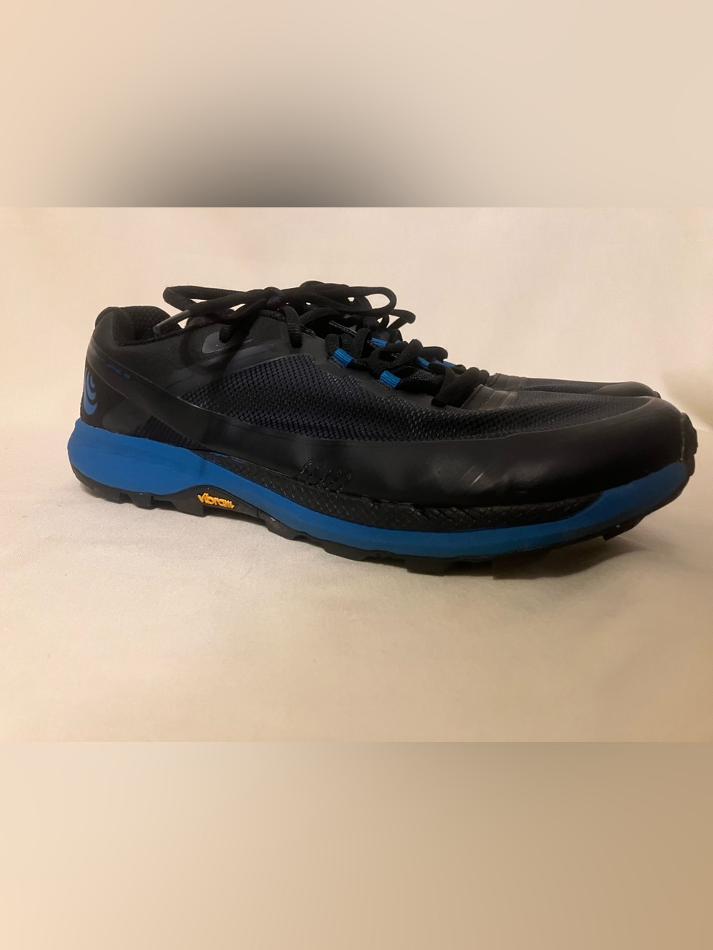 TOPO Runventure 3 Men's Black/Blue Trail Running Shoes Sneakers Size 10.5